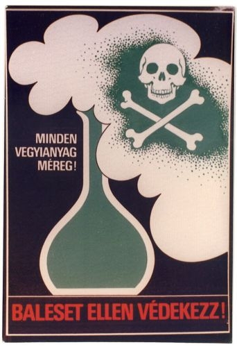 Vesz&eacute;lyes anyag